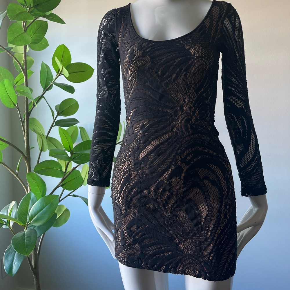 BCBGMaxAzria Black Lace Long Sleeve Bodycon Dress